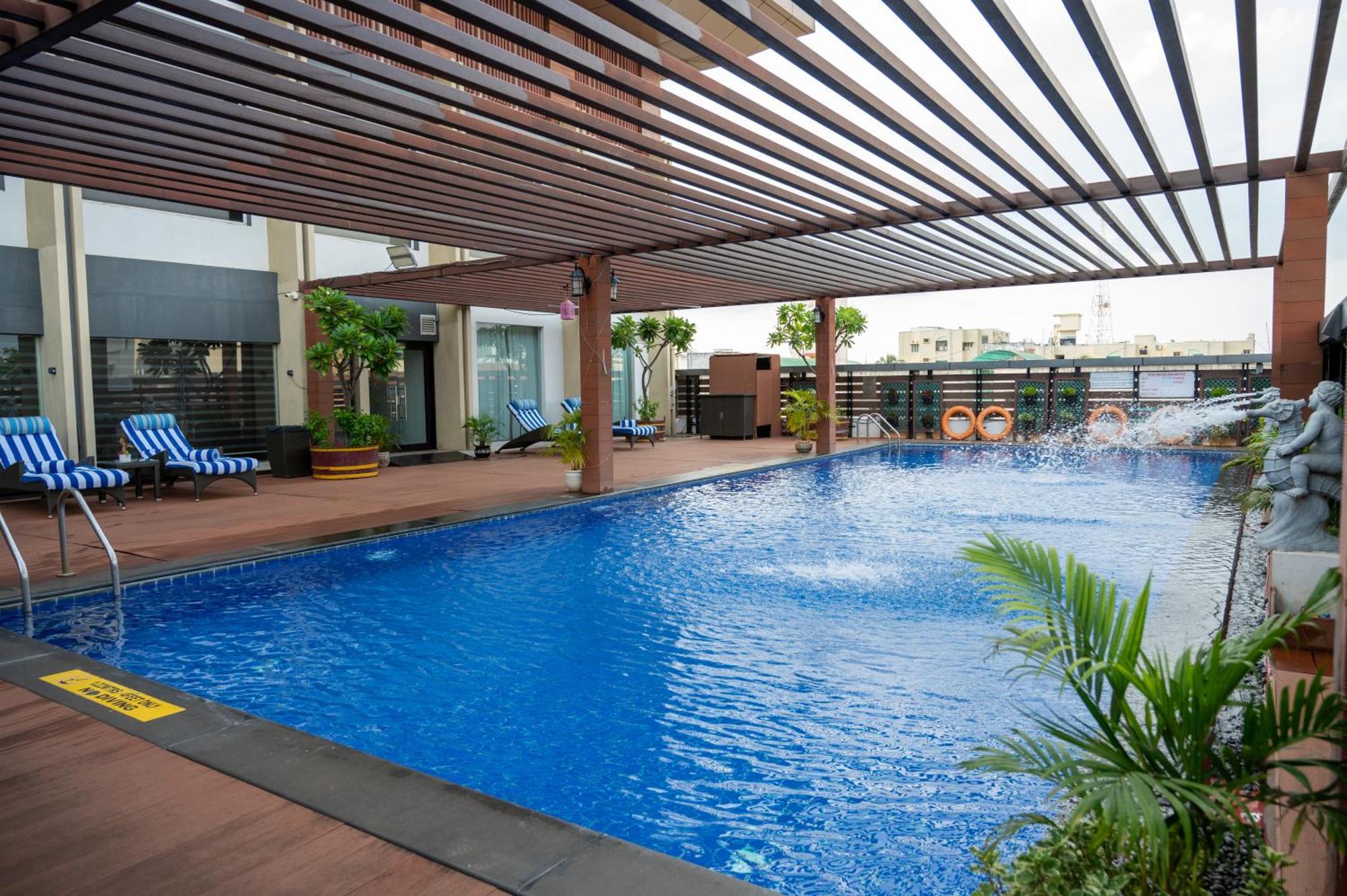 Grand Kakinada By Grt Hotels Exterior photo